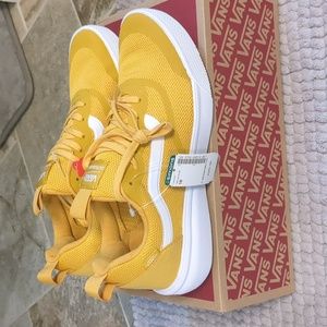 Men's Vans Exo Ultrarange Shoes